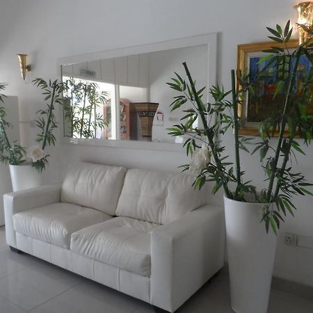 Geotanya Apartments Лимасол Екстериор снимка