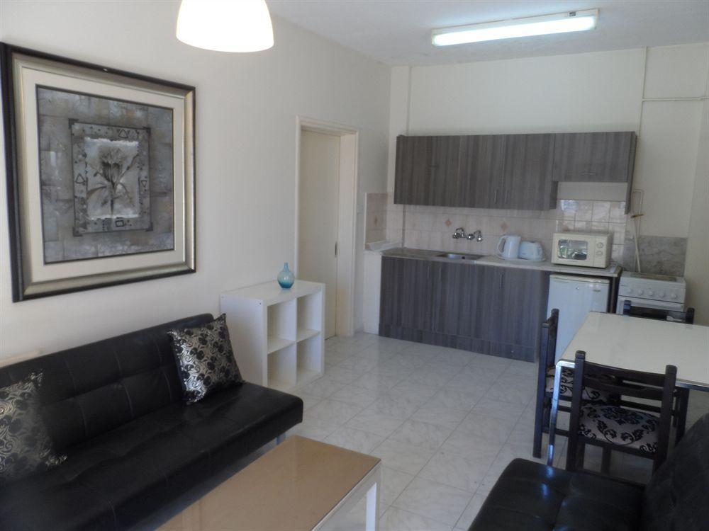 Geotanya Apartments Лимасол Екстериор снимка