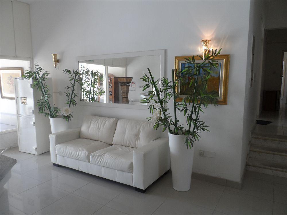 Geotanya Apartments Лимасол Екстериор снимка