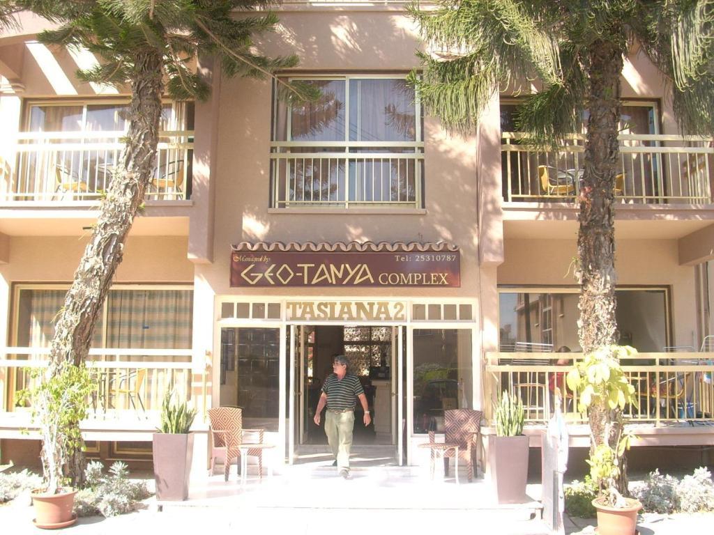 Geotanya Apartments Лимасол Екстериор снимка